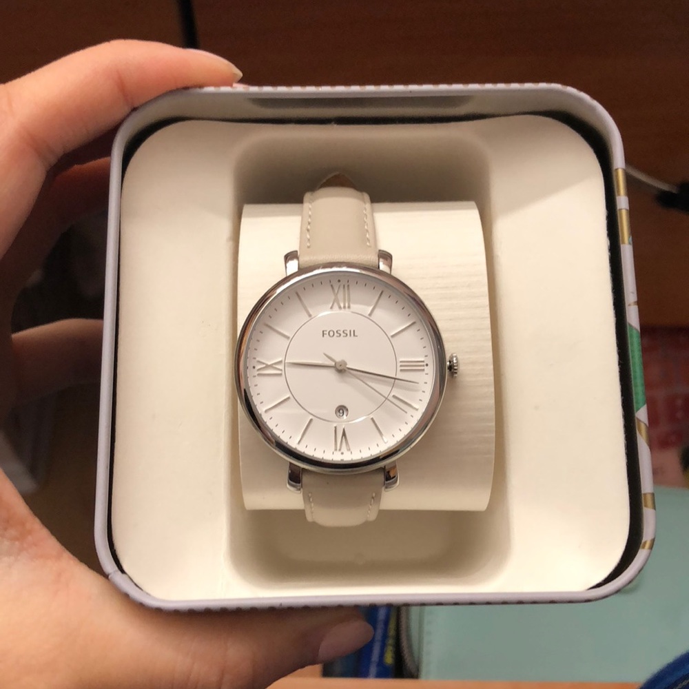 ‼️ SALE: Fossil Watch worn once almost brand new